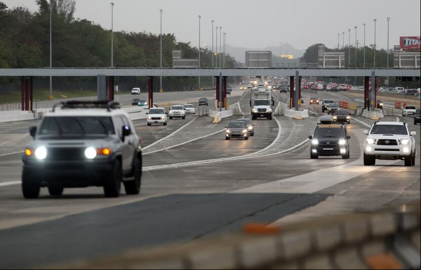 Este sábado entrará en vigor el aumento en el costo de los peajes en la autopista De Diego (PR-22) y en el expreso de Río Hondo (PR-5). Con la nueva tarifa, transitar por la autopista le costará $8.90 y por la PR-5 unos 70 centavos. (Archivo / GFR Media)