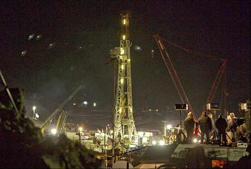 Vista de la mina San José, Copiapó, al norte de Chile. Se espera que los 33 mineros comiencen a ser liberados a las 8:00 p.m. de hoy, martes. (EFE / Cezaro de Luca)