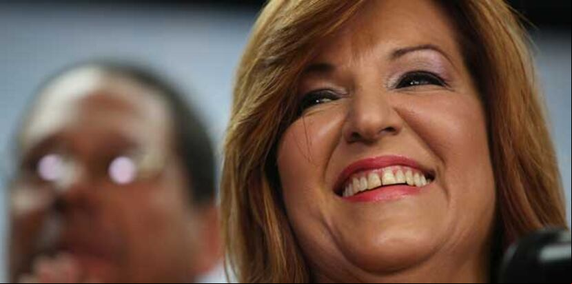 Luisa "Piti" Gándara indica que la intención del proyecto es prevenir que ocurran muertes por olvido de niños en los vehículos. (Archivo)