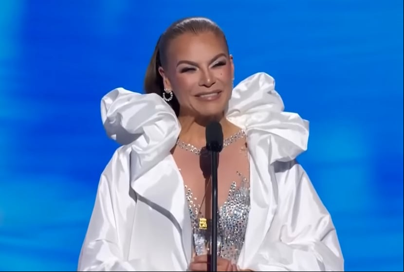 Olga Tañón recibió el premio “Trayectoria Musical”, en la cereminia Mujeres Latinas en la Música de Billboard, por sus destacadas contribuciones a la música latina.