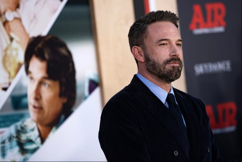 El actor estadounidense Ben Affleck posa para los fotógrafos durante la premier de la película 'Air', en Los Ángeles, la cual estará disponible en Amazon Prime Video.