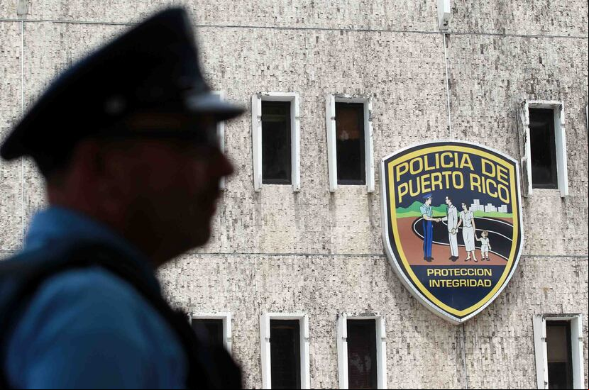 La Policía informó que el hombre se armó de un cuchillo en la cocina y la hirió mortalmente en el cuello y en diferentes partes del cuerpo. (GFR Media)