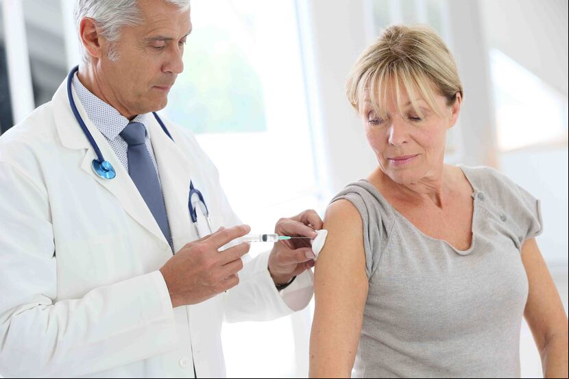 Se exhorta a los pacientes que viven con diabetes, les haya dado varicela y tienen 60 años o más, para que se vacunen contra la culebrilla (herpes zóster).