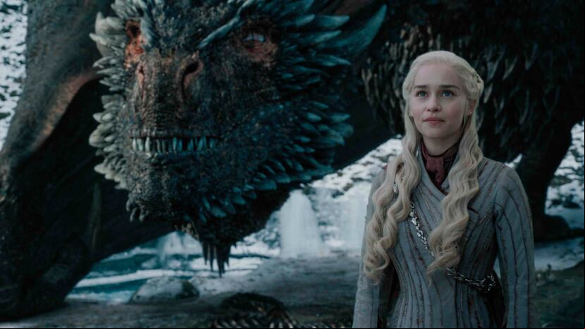 Personifica a la perfección la fórmula de violencia, venganza, familia, intrigas, guerra y sexo que hace única la saga de George R.R. Martin y pase lo que pase mañana, para gran parte de los fieles seguidores de la saga, siempre será la legítima heredera