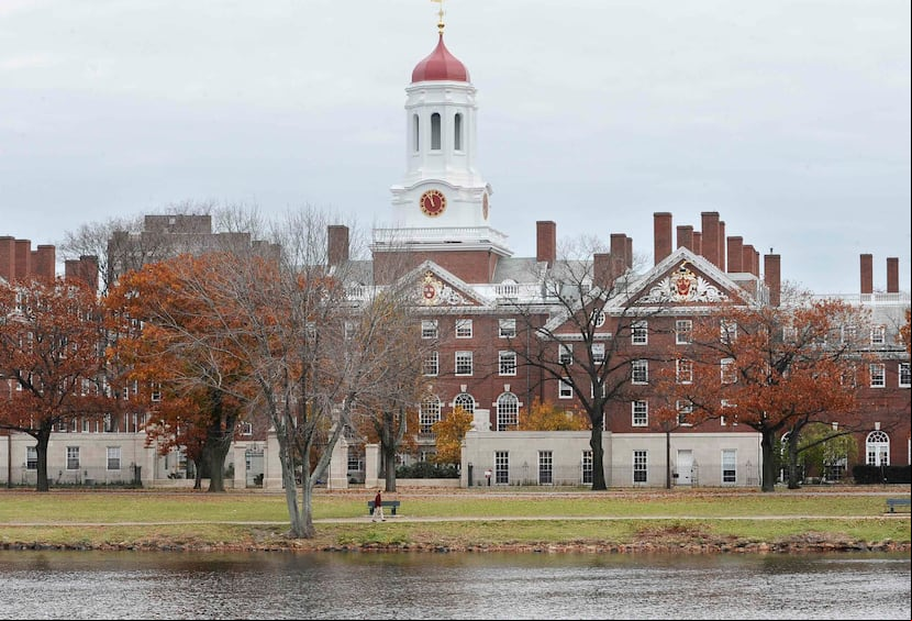 El rector de la universidad, el historiador Drew Faust, ha llamado a una mayor exploración de los lazos de la escuela con la esclavitud. (AP)