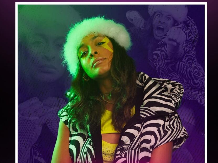 En esta temporada especial de aniversario, "Algo Extra" presentará personajes icónicos como Jesus Queer y revivirá la Escuela del Reggaetón, entre otros favoritos de su audiencia.