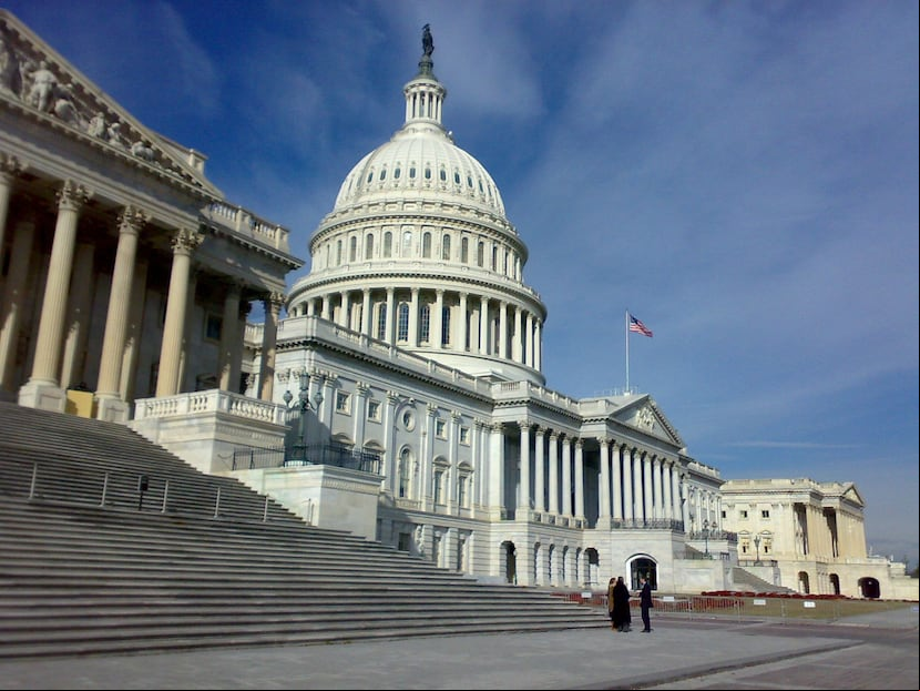 La comisionada residente en Washington, Jenniffer González, agradeció la legislación, pero advirtió que aún se necesita una solución “permanente y equitativa” al abismo fiscal en el sistema de salud de Puerto Rico. (Archivo)