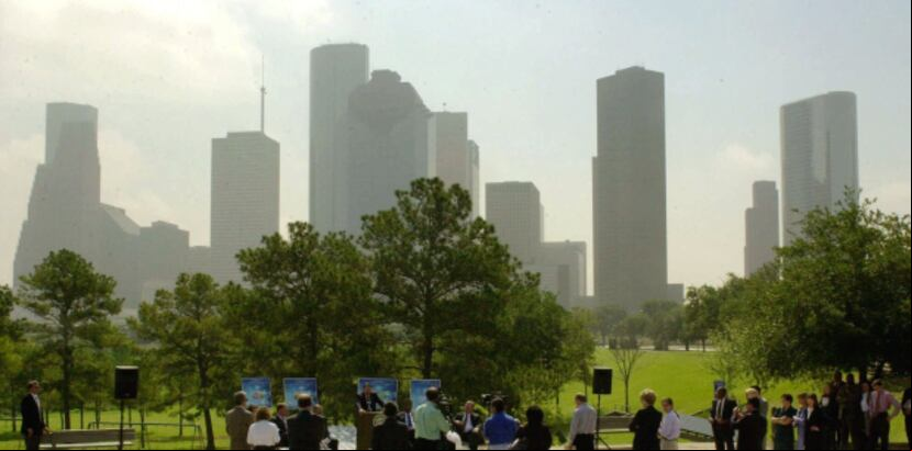 El concejo municipal de Houston votó 10-6 con una abstención para oponerse a la ley estatal contra las "ciudades santuario". (Archivo)